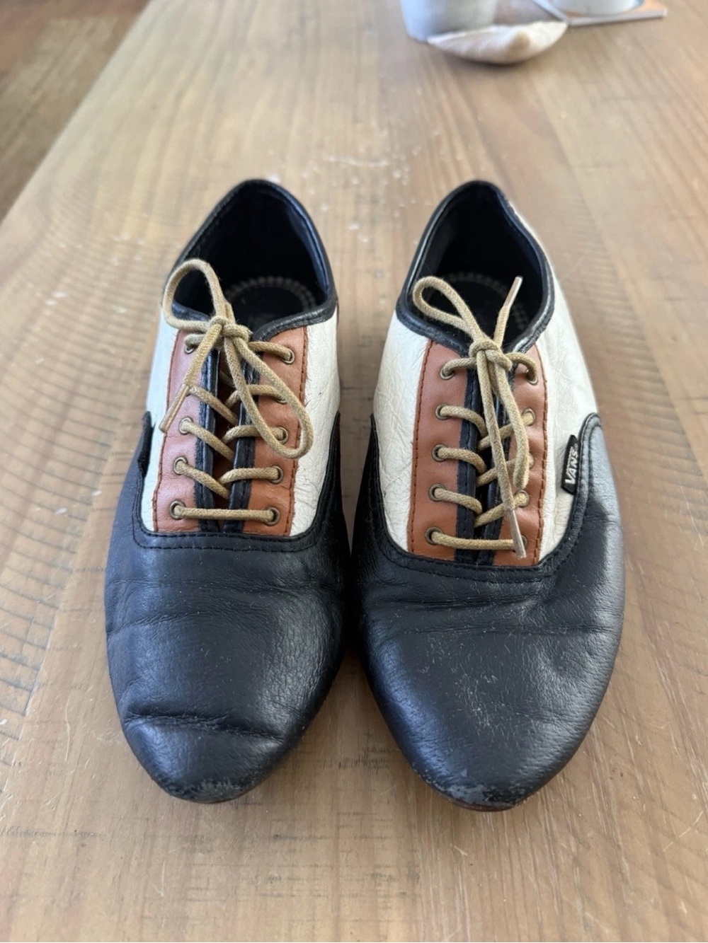 Vans Women’s Black White Brown Leather Oxford Lace-Up Casual Shoes